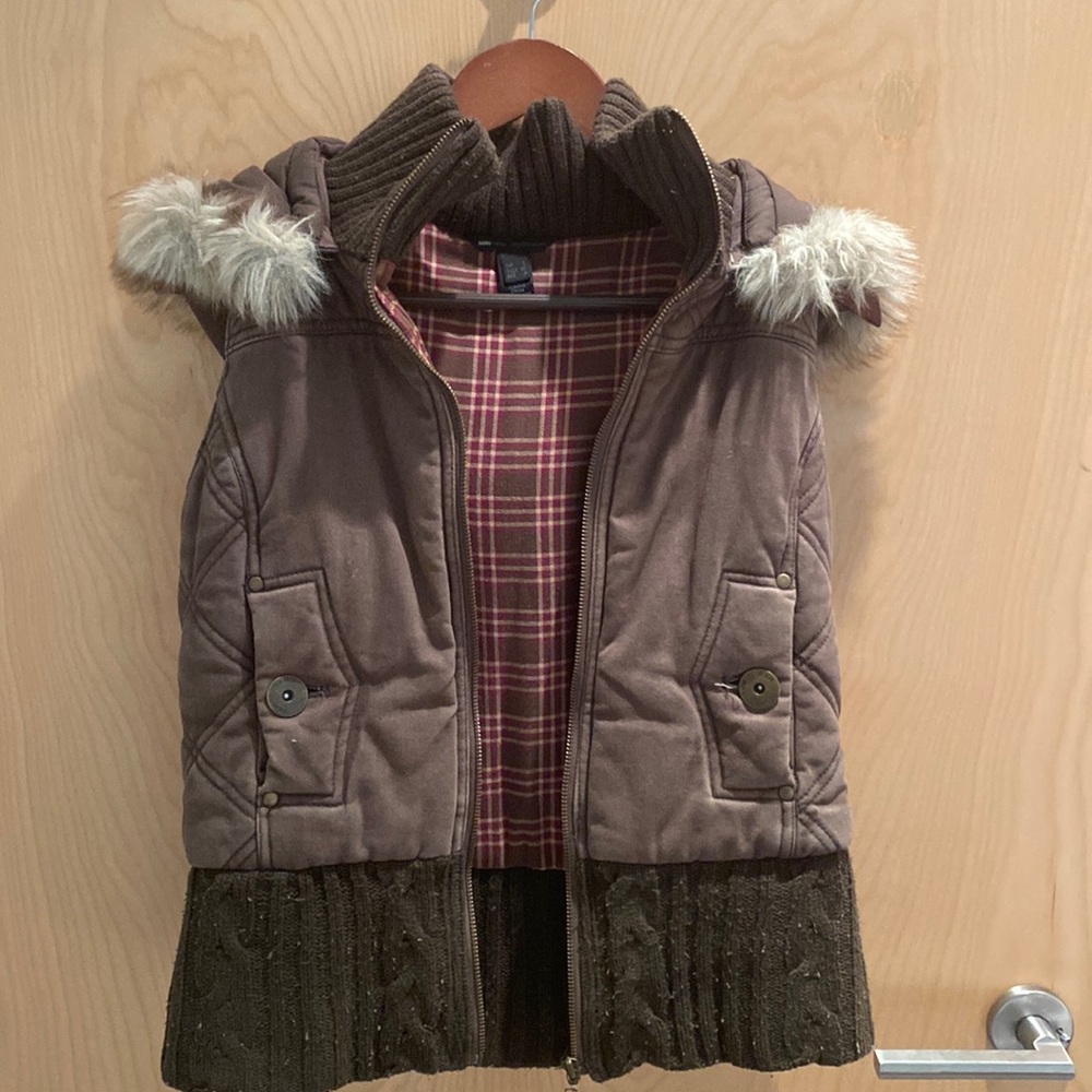 Mango Quilted Vest w Detachable Hood